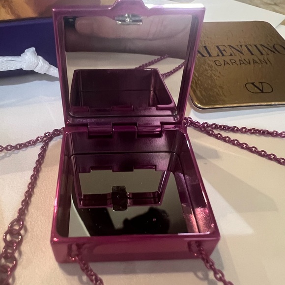 Valentino Garavani Purple Pyramid Pendant Necklace NWT!! - Picture 4 of 6